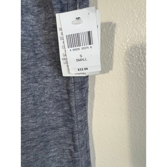 Disney I Love Mickey Pretzel T-shirt size small - Picture 3 of 3